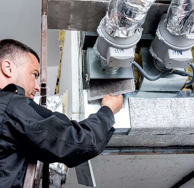 Why Homeowners & Businesses Trust Us in Des Moines, IA?